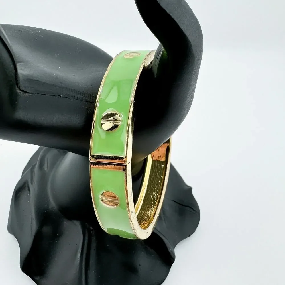 Vintage Green Enamel Screw Cuff Bracelet Retro Chic Preppy Style Elegance